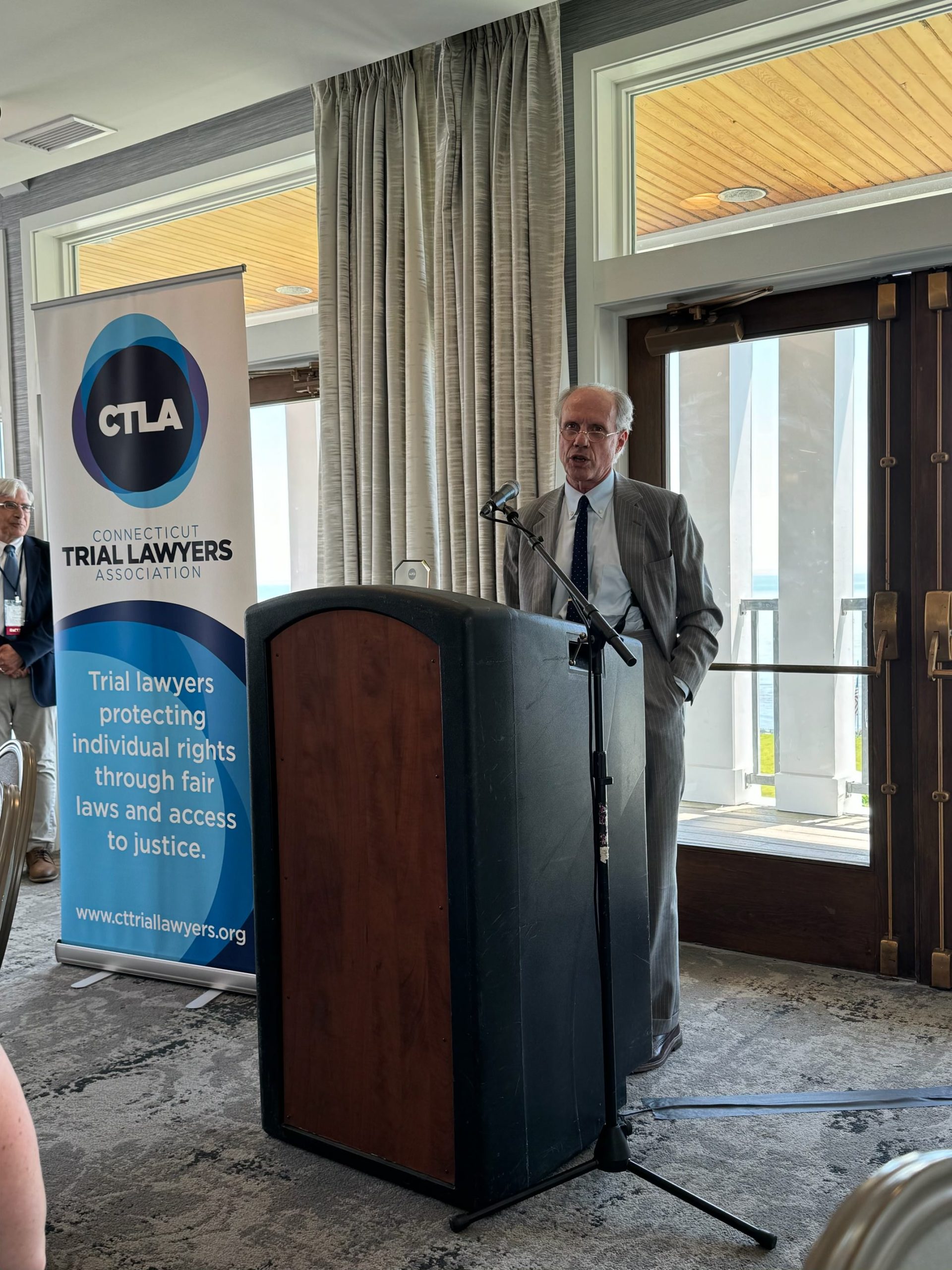 Bob Adelman first Connecticut Trial Lawyers Association’s Continuing Legal Education (“CLE”) Recognition of Excellence